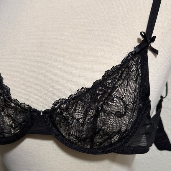 Rene Rofe Black Sheer Floral Lace Underwire Demi Bra with Bow Accents S/M - Picture 2 of 7